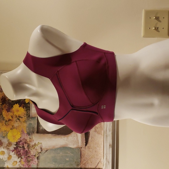 Sweaty Betty Sports Bra - Picture 2 of 10
